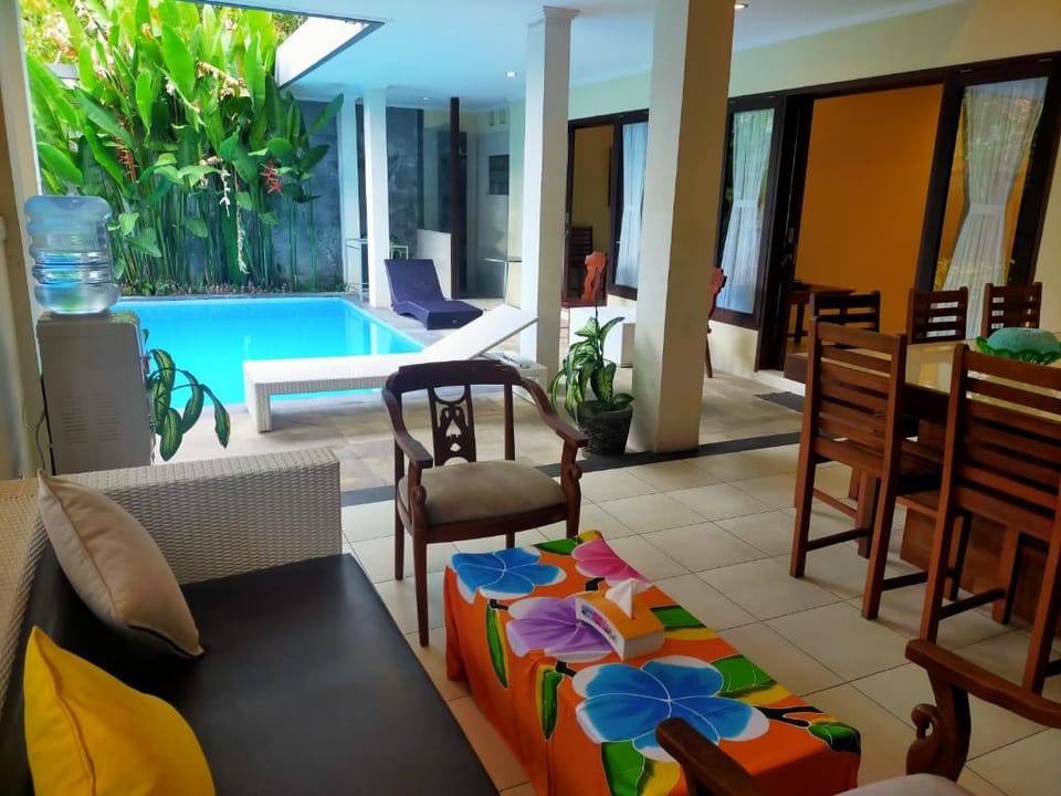 Lafayette House Canggu Bali Villa in North Kuta