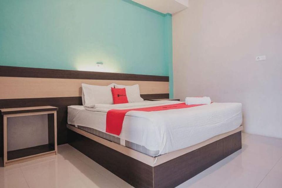 OYO 783 Grand Mentari Guest House Hotel in Indonesia