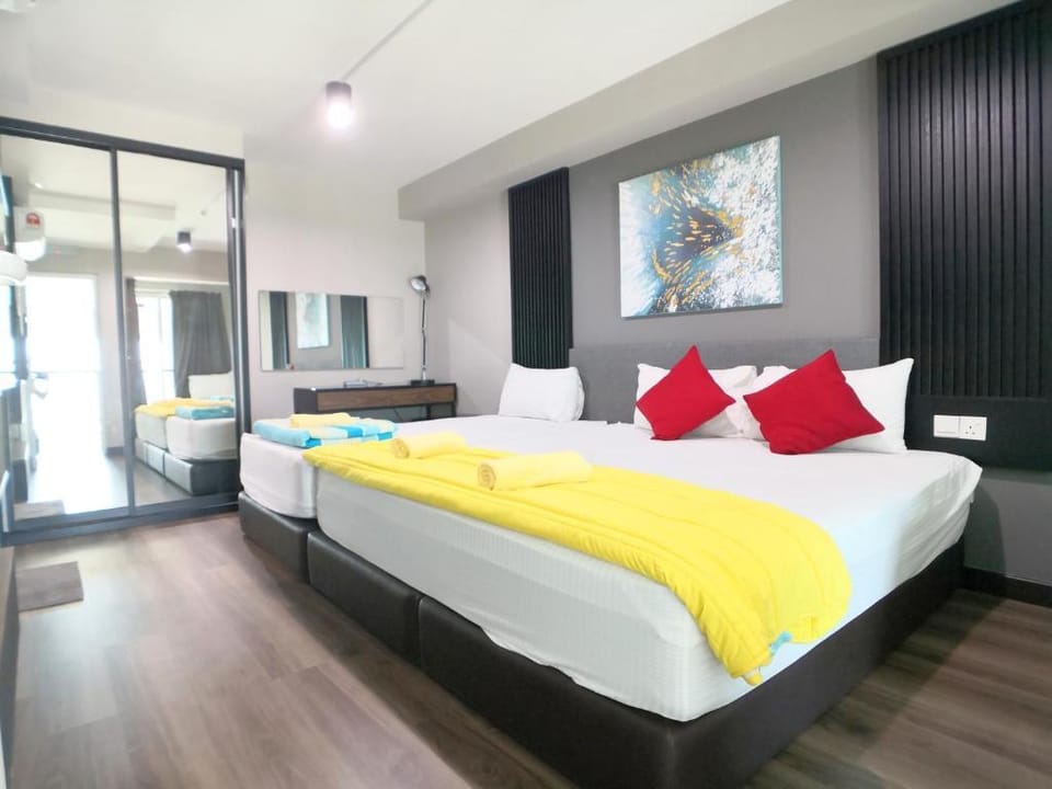 Maritime Suites by Comfy Apartment in George Town