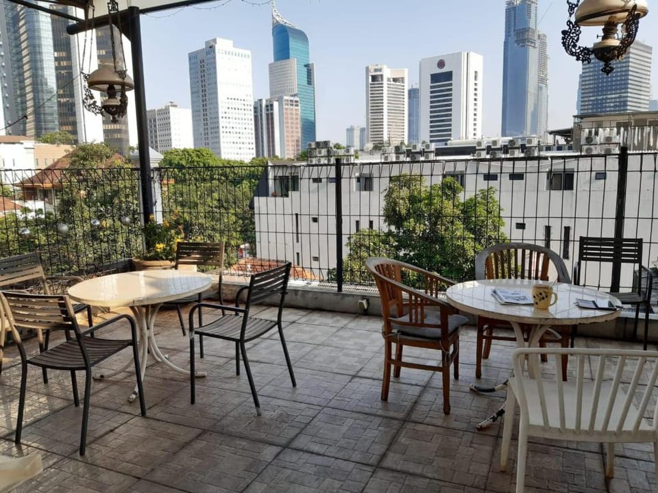 FLAMINGO RESIDENCE Hotel in South Jakarta City
