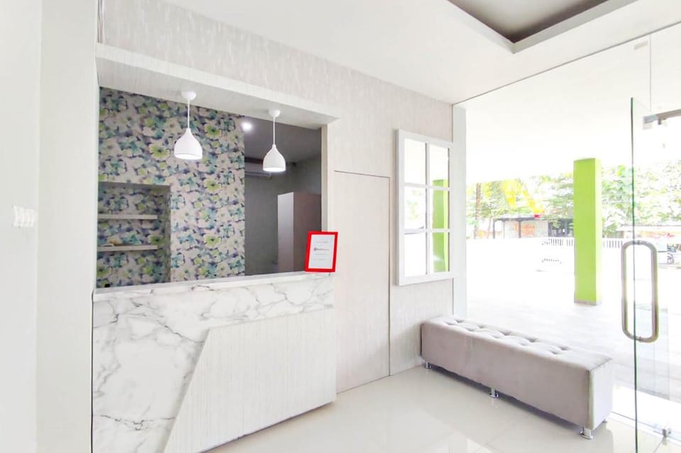 RedDoorz Syariah near GOR Satria Area Hotel in Indonesia