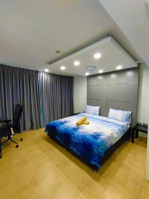 Centara Avenue Residence Apartment in Pattaya City