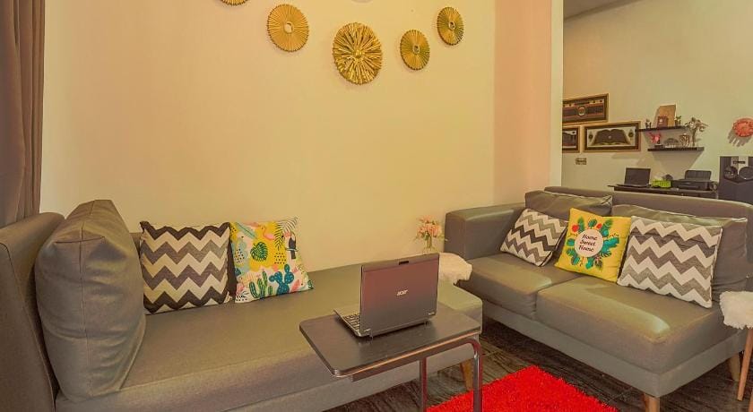 Hotel O Happy Homestay Syariah Hotel in East Java