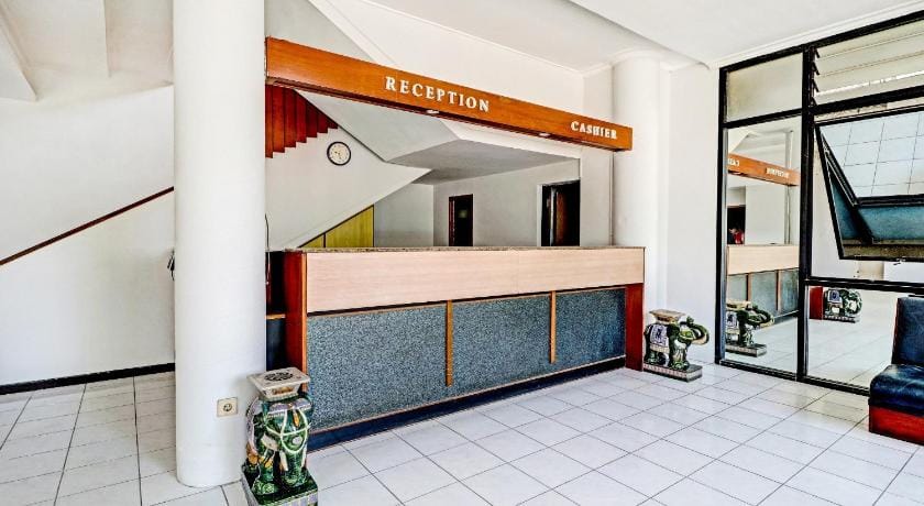 Collection O Riau Near Trans Studio Bandung Formerly Asteria Hotel Hotel in Bandung