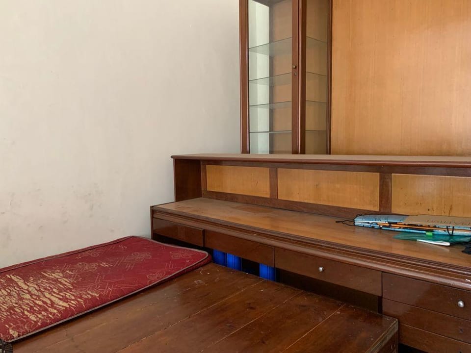 Hotel O Yellow White Guesthouse Palu Hotel in Indonesia