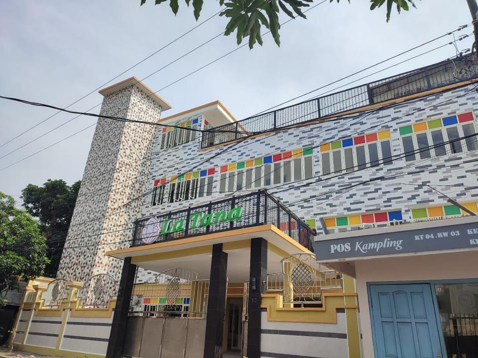 La Tana Hotel Hotel in Surabaya