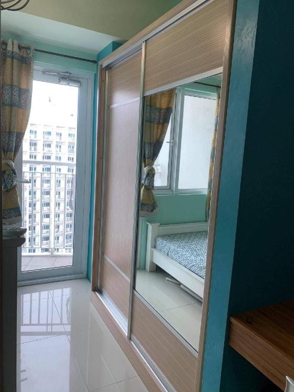 Affordable place for staycation in makati city  Vacation rental in Makati