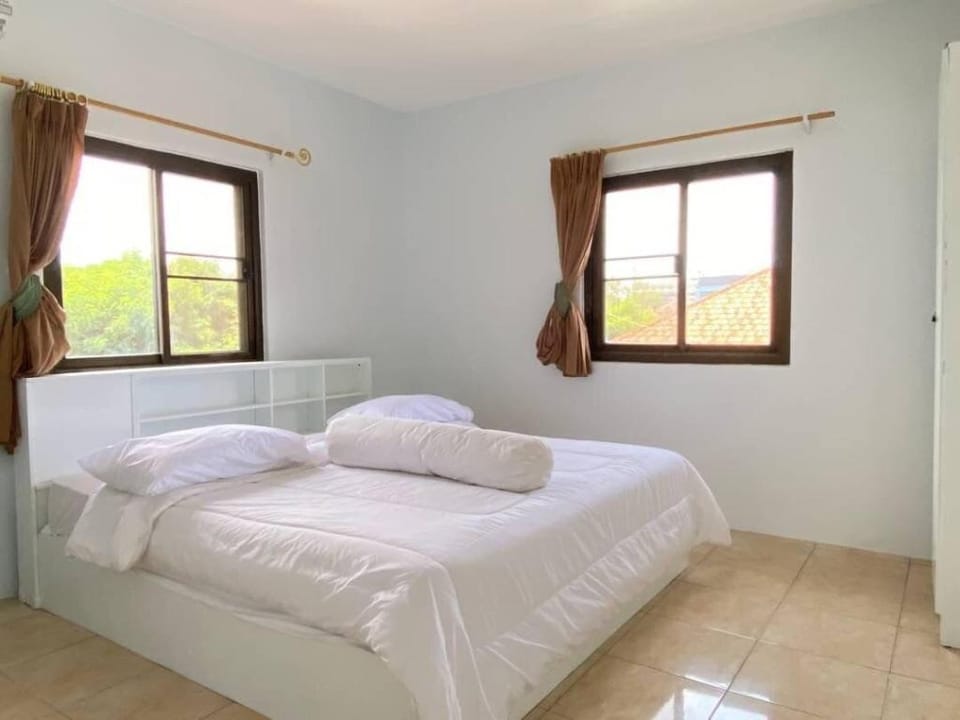 south pattaya,private pool,BBQ,pool table Villa in Pattaya City