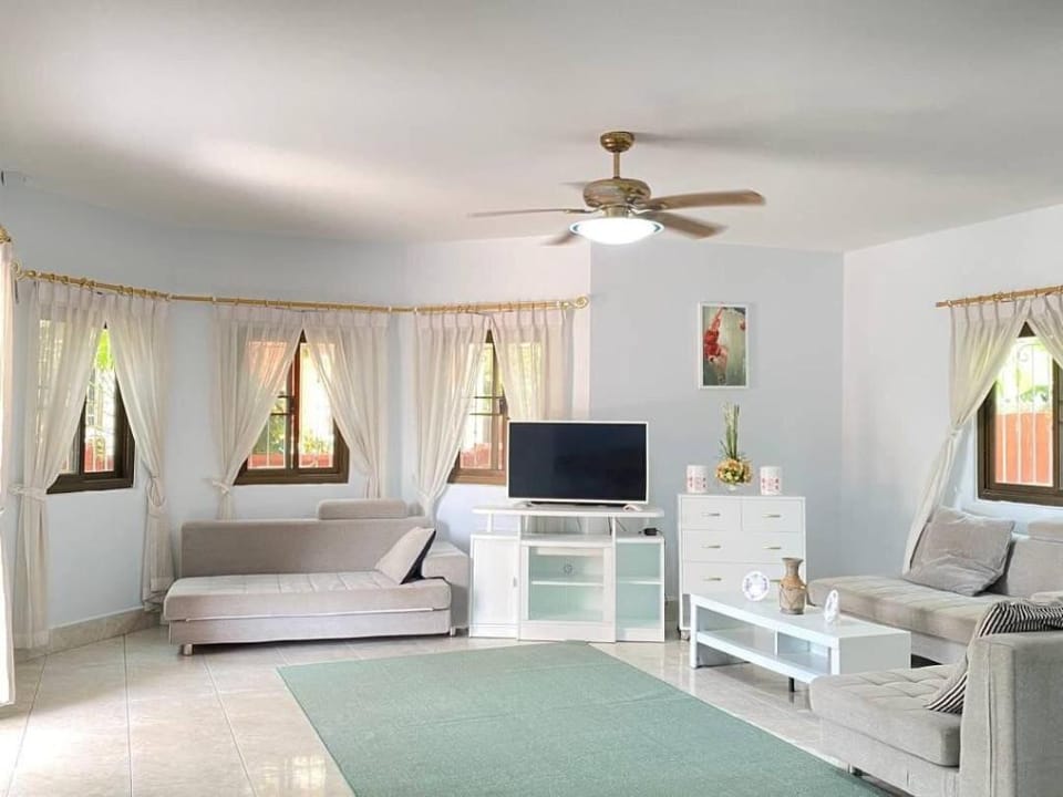 south pattaya,private pool,BBQ,pool table Villa in Pattaya City