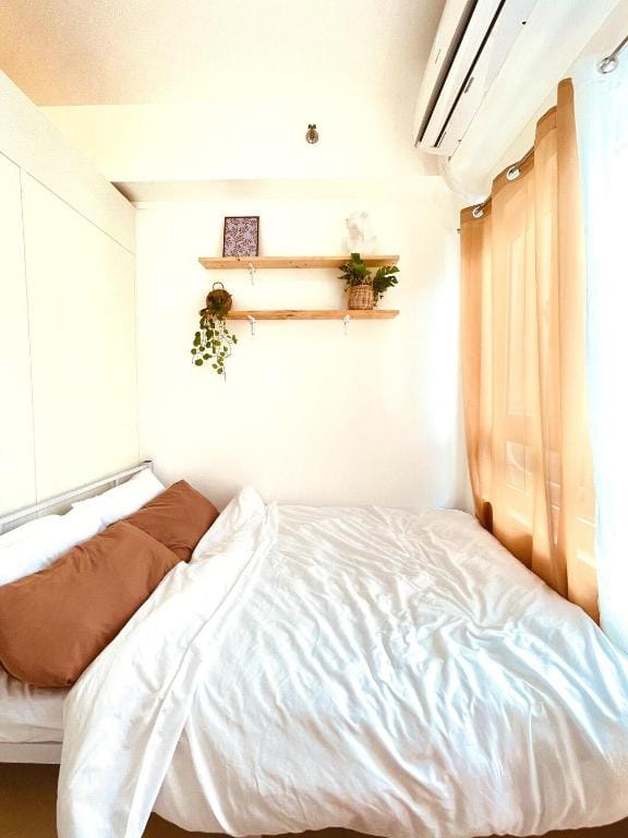 Minimalist Style Condo For Rent Wind Residences Apartment in Tagaytay