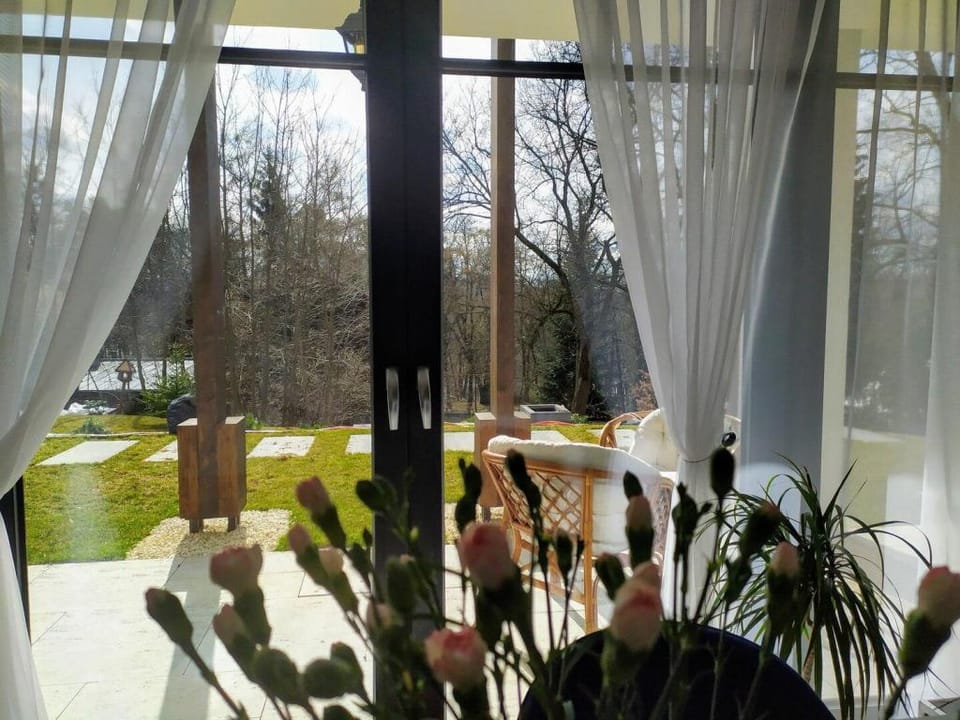 Różana 2 Apartament granatowy Apartment in Masovian Voivodeship