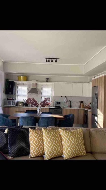 Spectacular 2 bedroom Penthouse Apartment Apartment in Sandton