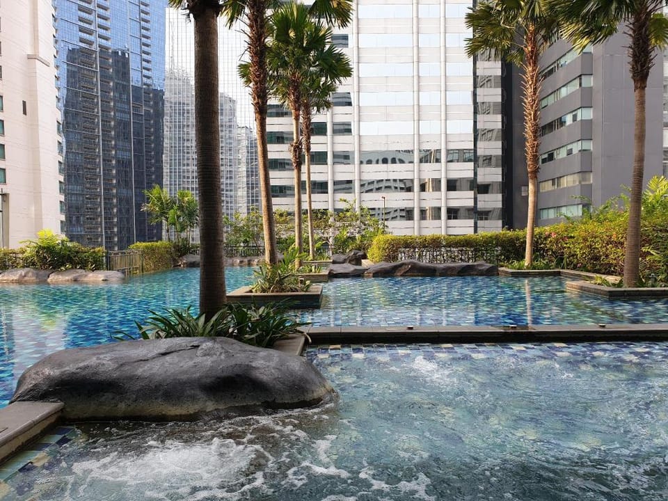 The Amazing Sahid Sudirman - 3 Mins Walk to MRT Apartment in South Jakarta City