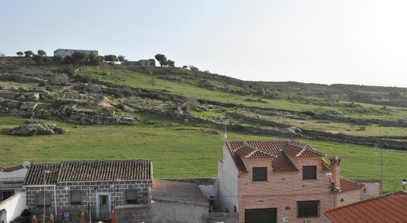 Apartamentos Turisticos Dulcinea VENTAS CON PEÑA AGUILERA Apartment in Castile-La Mancha