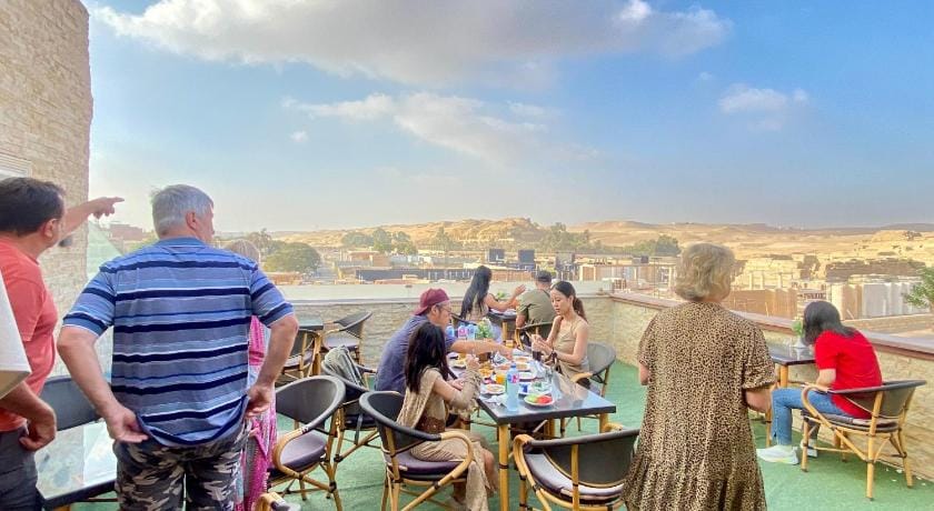 Seven Pyramids view inn Bed and Breakfast in Egypt