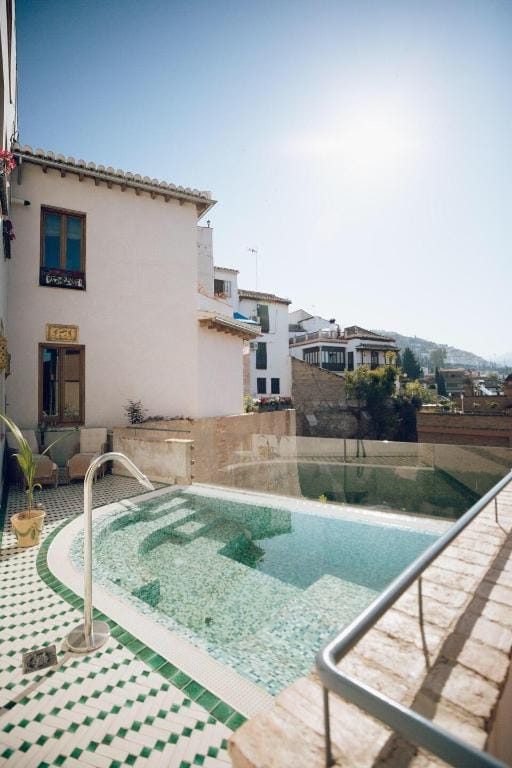 Superior Boutique Apartment /Corrala del Realejo Apartment in Granada