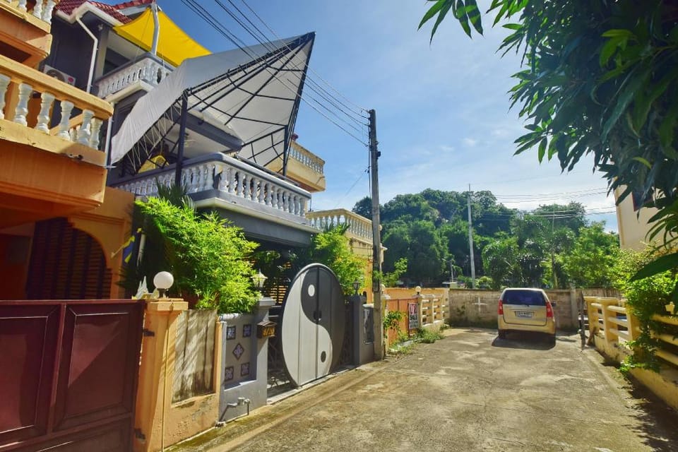 Zen Chi - Stylish Retreat at Hua Hin's Top Beach Vacation rental in Nong Kae
