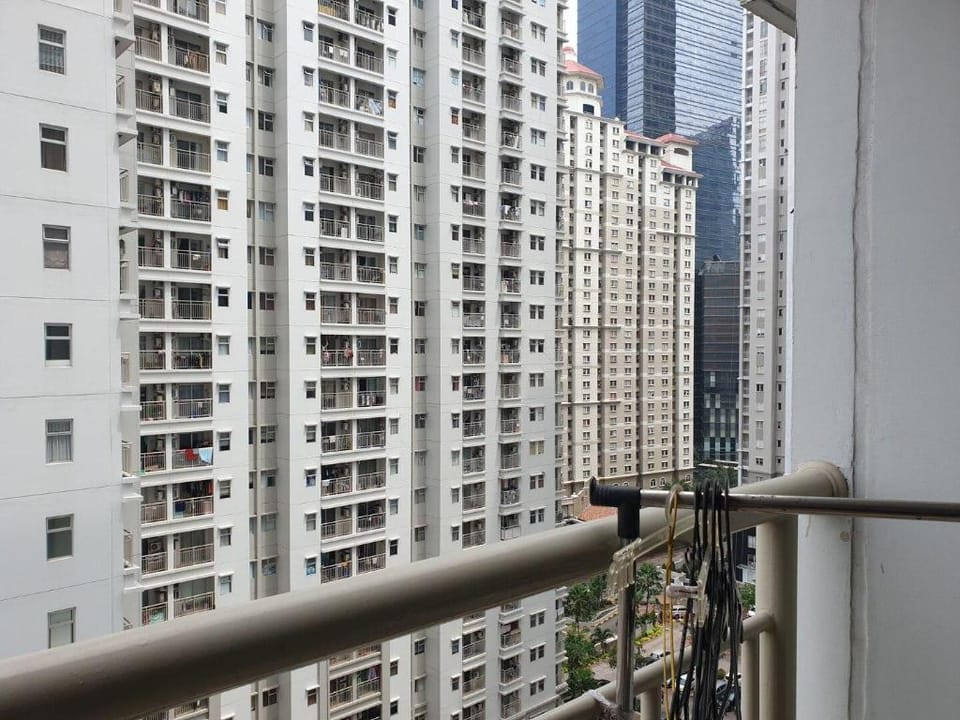 WIFI-Mediterania Garden Residence 2. Central Park Apartment in Jakarta