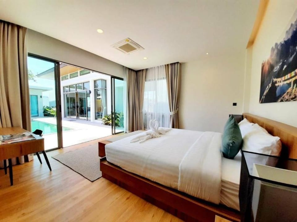 Shambhala Grand Spacious Corner Pool Villa Villa in Choeng Thale