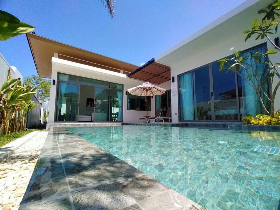Shambhala Grand Spacious Corner Pool Villa Villa in Choeng Thale