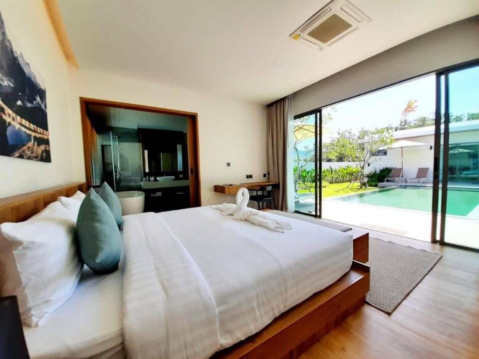 Brand New 3 Bedroom - SHAMBHALA Grand Pool Villa Villa in Choeng Thale