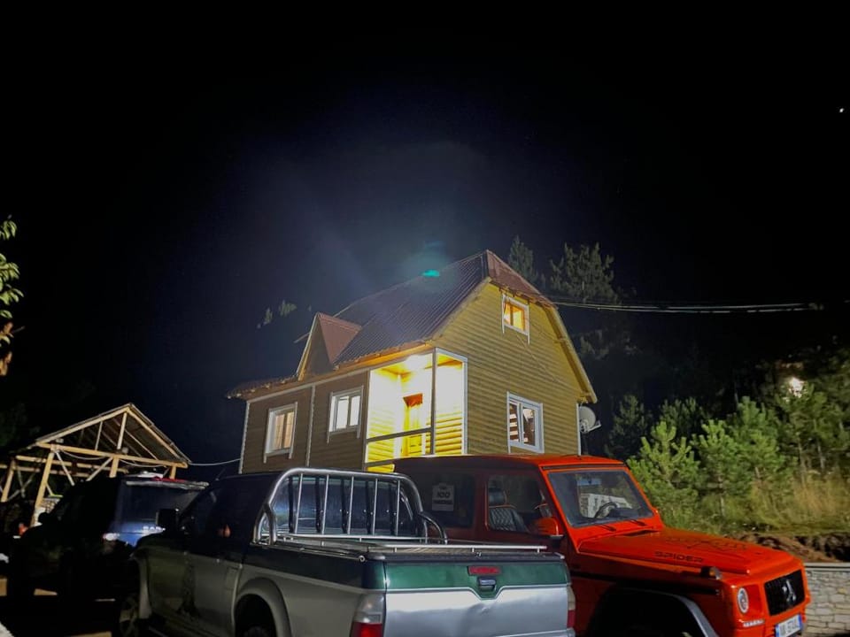 Bujtina Oxhaku I Docit Villa in Europe