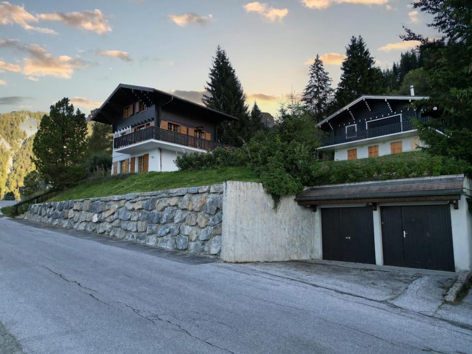 Chalet La Dame Blanche | Perfect Family retreat Chalet in Riddes
