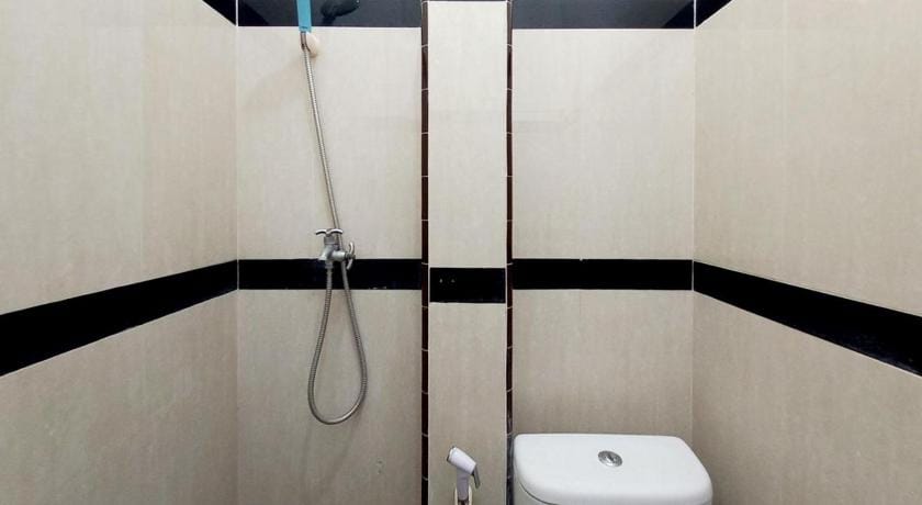 Griya Juanda Syariah near RS Dharma Husada Probolinggo Mitra RedDoorz Hotel in East Java
