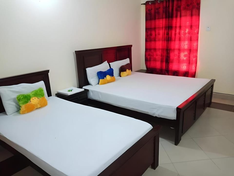 Hotel 4 Season Multan Hotel in Punjab