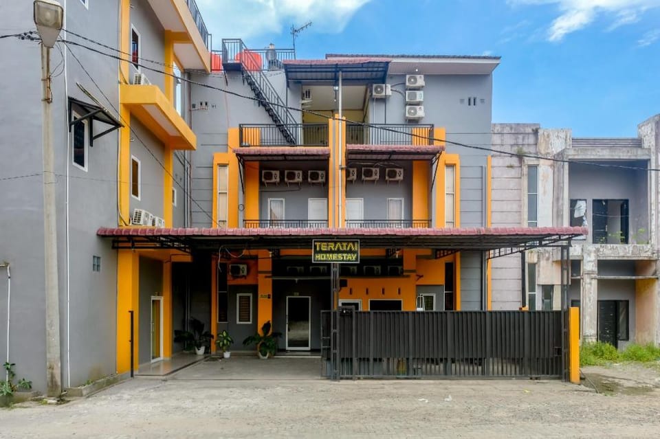 RedDoorz @ Teratai Homestay Medan Amplas Hotel in Indonesia