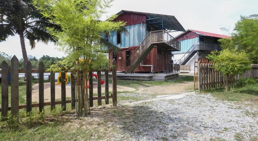 Cerana Villa Eco Resort Hotel in Malaysia