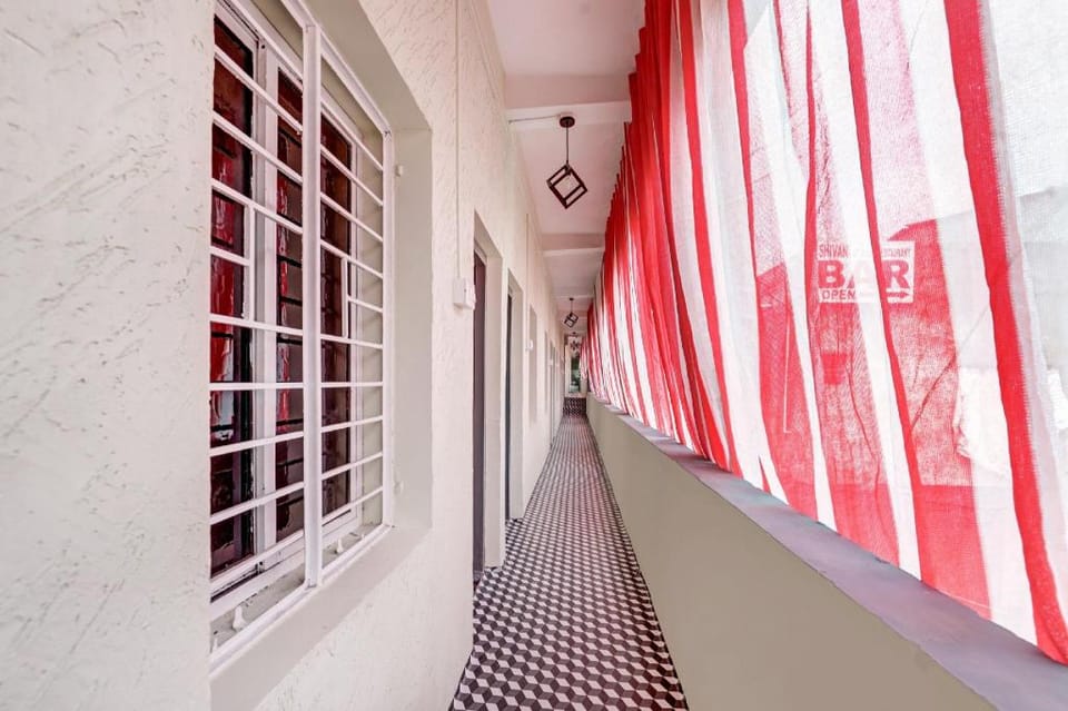 OYO Flagship Hotel Trigon Hotel in Maharashtra