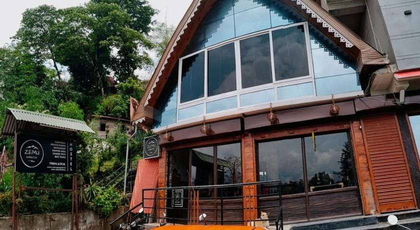 Zemu Gangtok Hostel in India