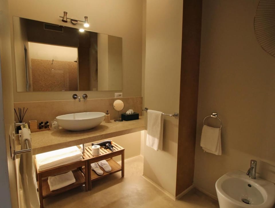 Domus 21 Luxury Suites Bed and Breakfast in Rome