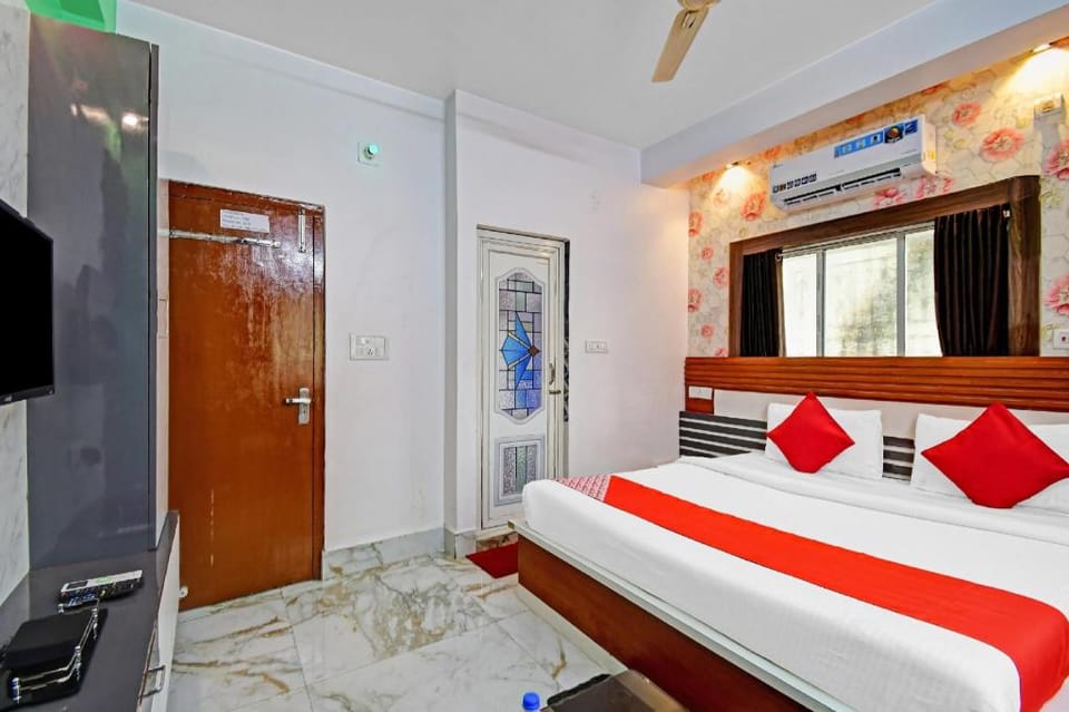Hotel O Royal Plaza Hotel in Kolkata