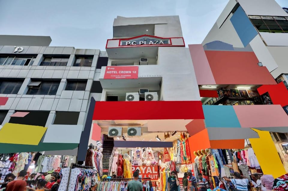 Hotel O Crown Hotel in Noida