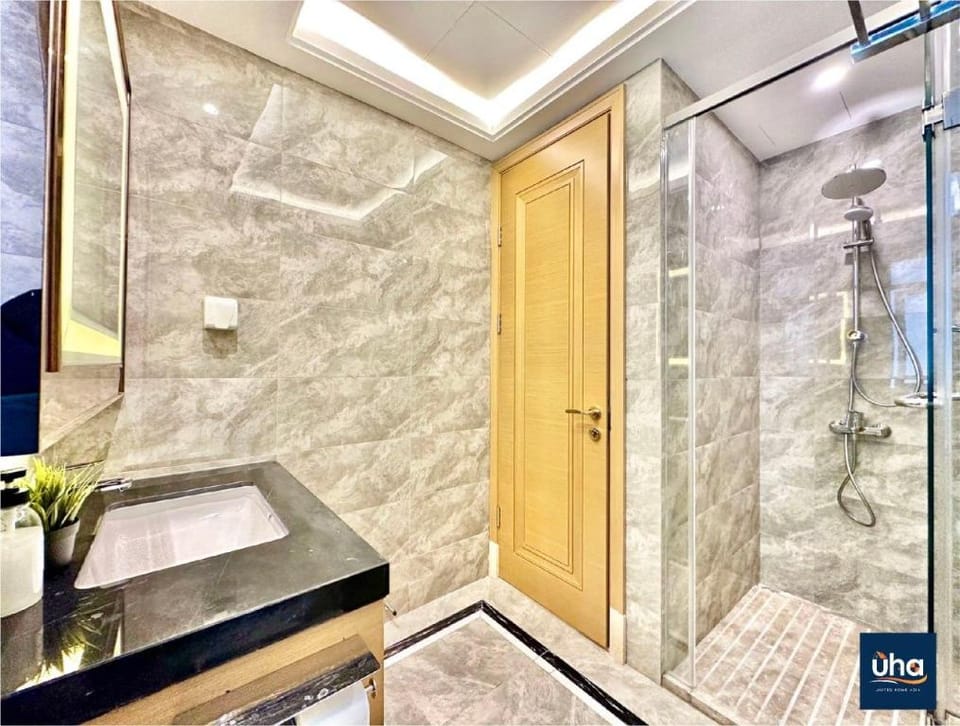 Pica Suite . R&F @ 2BR 4Pax Seaview near CIQ Vacation rental in Johor Bahru