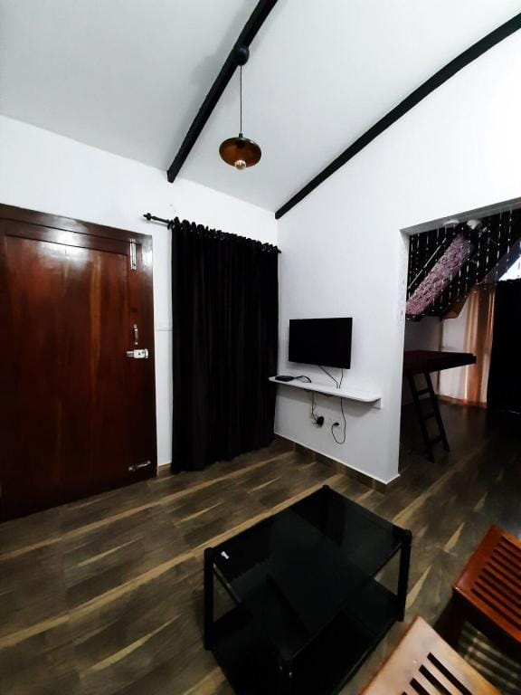 Farmstay in ചില്ലുകൂടാരം at Les Domki et al. Vacation rental in Kerala