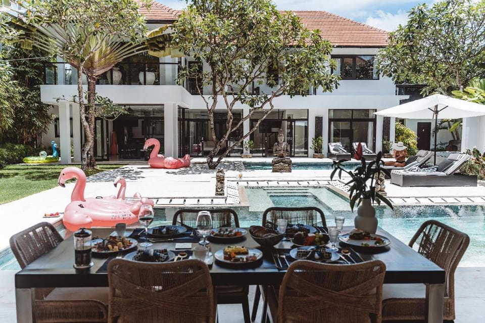 Anaya Manis | 9BR Seminyak Villa w/ Gym & Pools Villa in Kuta