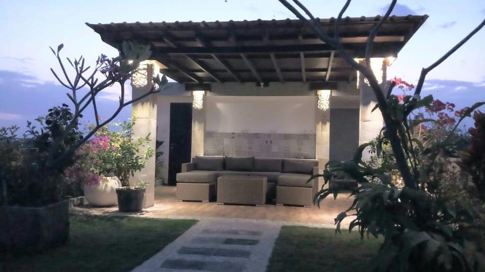 Apartment 2BR with Rooftop - Rice Paddies View Apartment in Denpasar