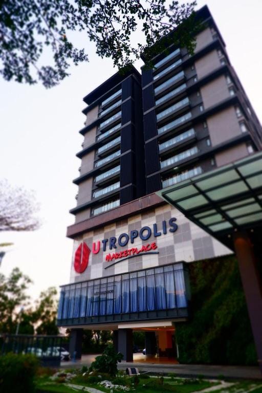 HIJAU Geniehome 2BR 99mbps WIFI UtropolisShah Alam Apartment in Petaling Jaya