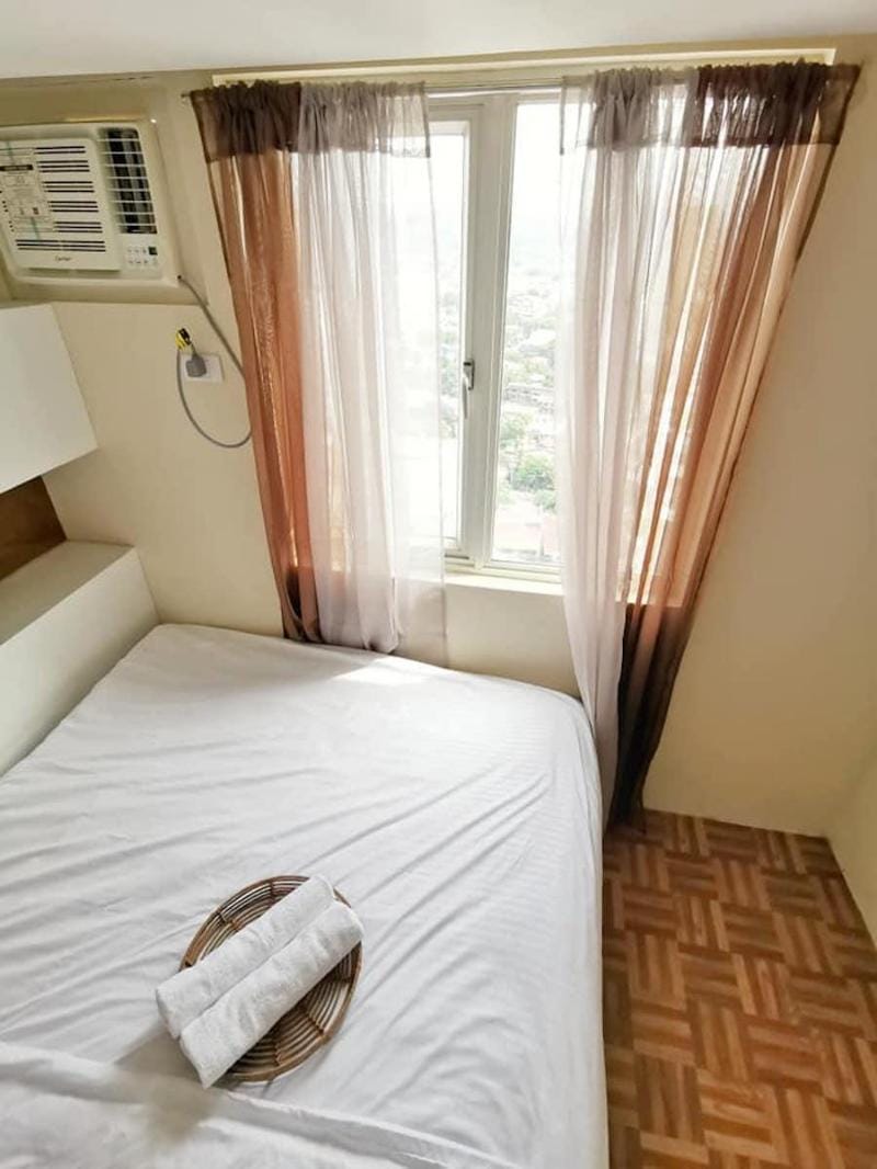 Topaz 1BDR Suite Orochi StaycationPH|Centrio Tower Apartment in Cagayan de Oro