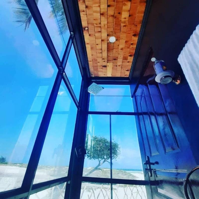 DOA & TAM mirror house Vacation rental in Kenya