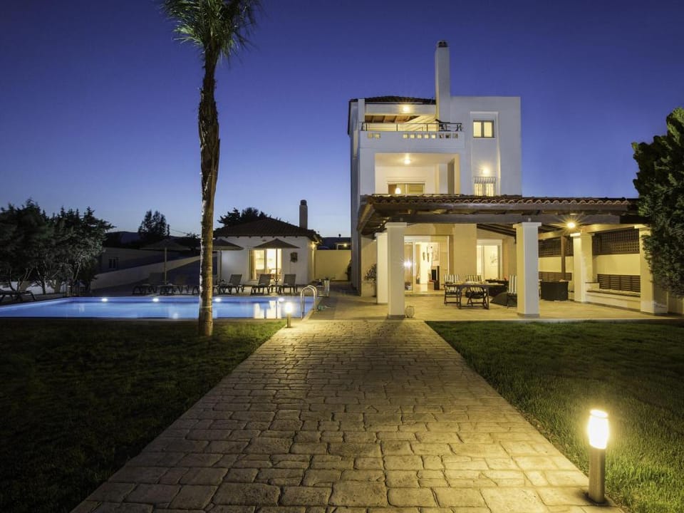 Villa on Island with Private Pool, Garde, Terrace, Parking Villa in Rhodes, Greece
