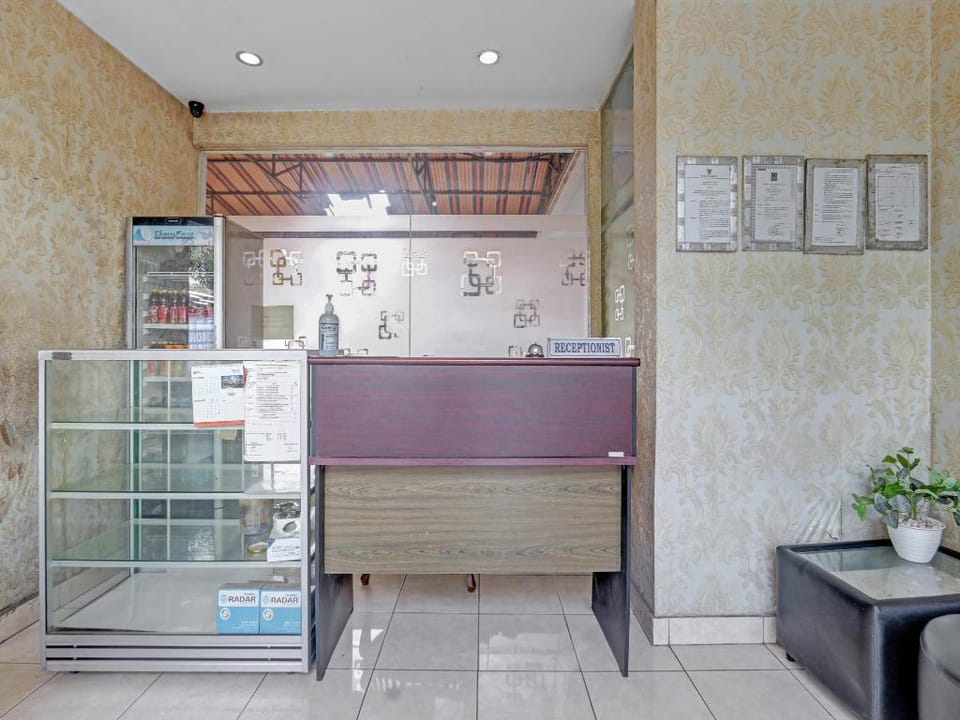 OYO 90695 Srikandi Nologaten Hotel in Yogyakarta