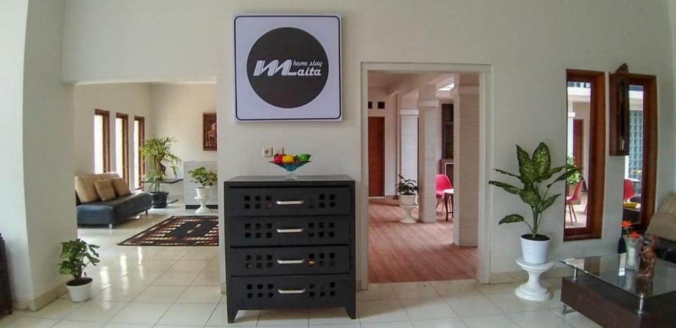 Maita Homestay Ringroad Utara Mitra RedDoorz Hotel in Special Region of Yogyakarta