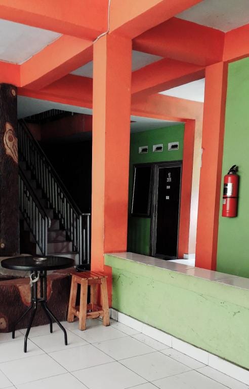 OYO 90706 Kost Alam Jaya Syariah Hotel in West Java
