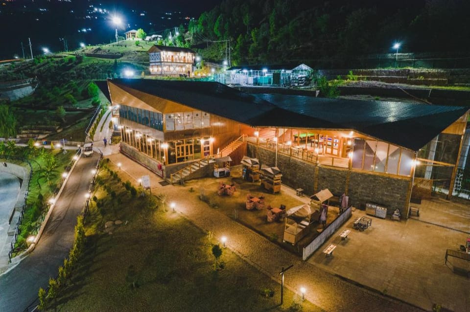 Skyview by Empyrean Hotel in Punjab