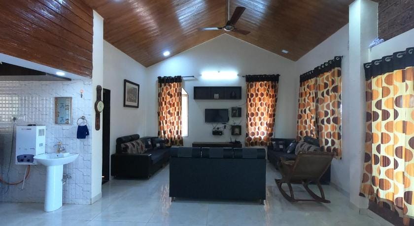 Sai Leela Bungalow Hotel in Maharashtra