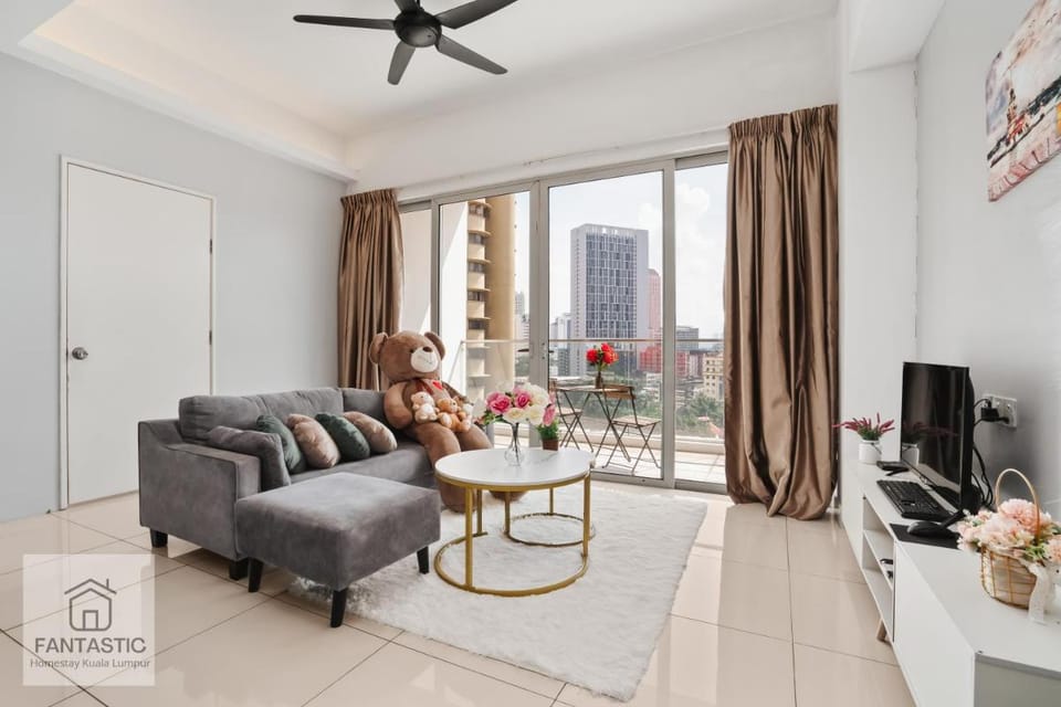 Regalia Residence @ KLCC View Sky Pool by KC Apartment in Federal Territory of Kuala Lumpur